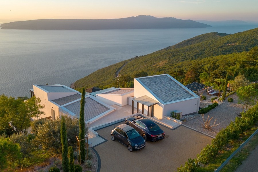 Luxus villa eladó Horvátországban - H3892 Opatija közelében.