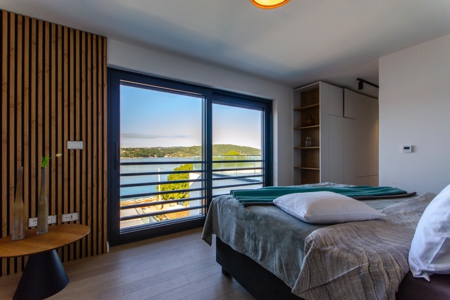 Tengerparti hálószoba.