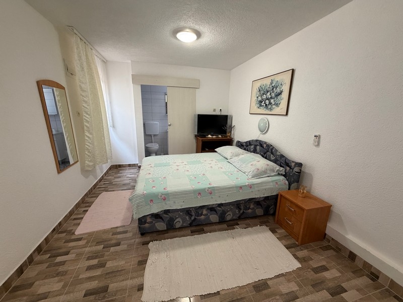 Stúdió apartman franciaággyal és fürdőszobával