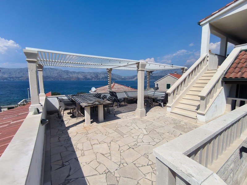 Tengerre néző terasz a házra 6 apartmannal Povlja on Brac
