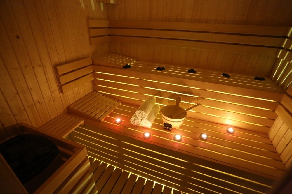 Este kültéri világítás.