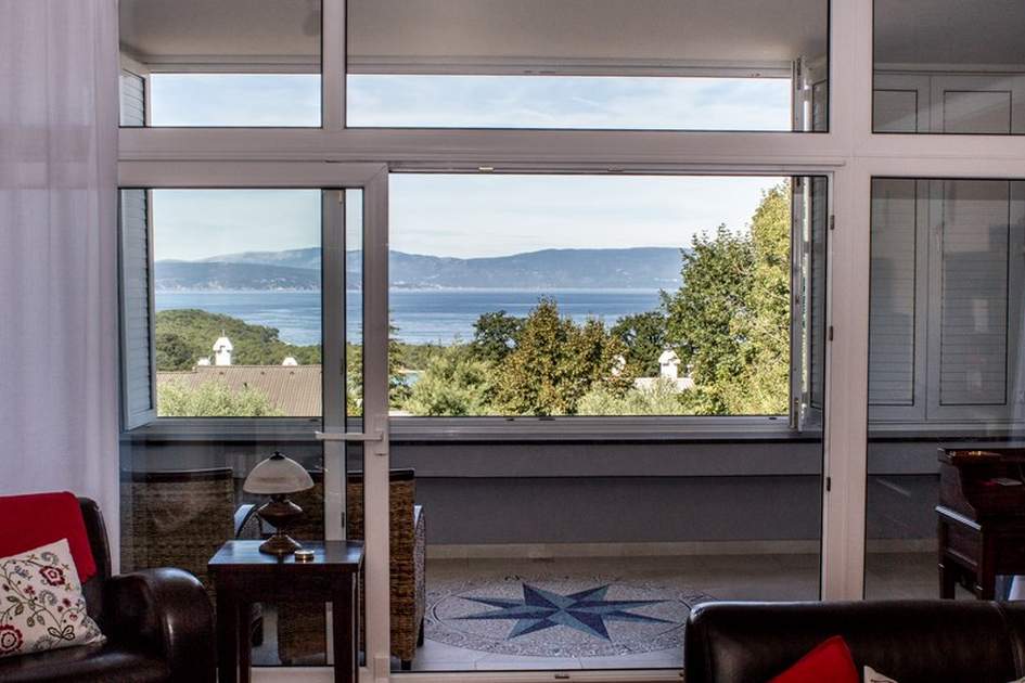 Panorámás kilátás a tengerre az erkélyről/teraszról - H528 - Panorama Scouting - Horvátország Ingatlan.