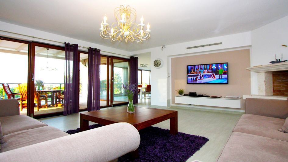 Kilátás a Villa H622 - Panorama Scouting nappalijába.