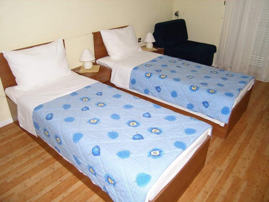 Egy másik példa a 16 szobából