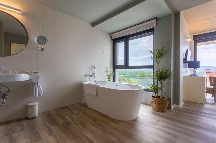 Kiváló minőségű fürdőszoba a H934 villa Horvátországban, Krk szigetén.